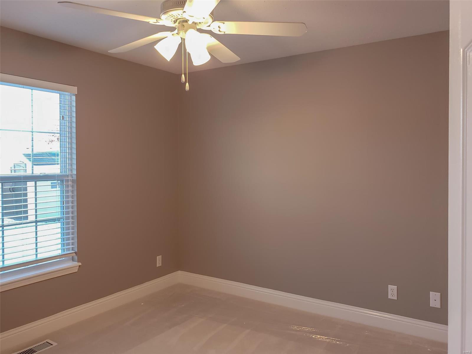 714 Wheatfield Road O'Fallon, IL 62269 - Photo 15 of 33