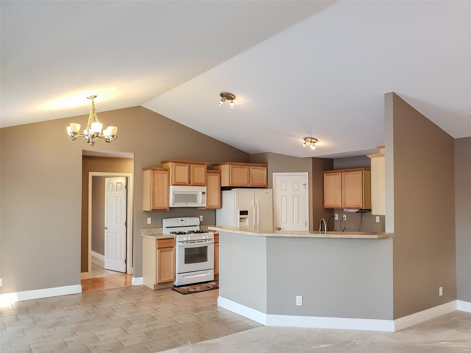714 Wheatfield Road O'Fallon, IL 62269 - Photo 10 of 33