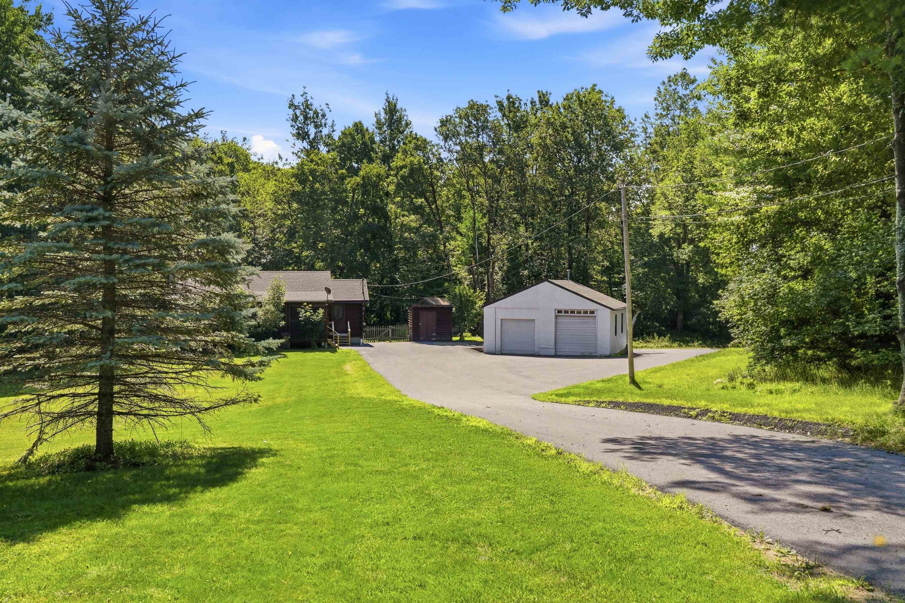 133 Mountain View Road Deerfield, NH 03037 - Photo 2 of 56 Gallery Image 2