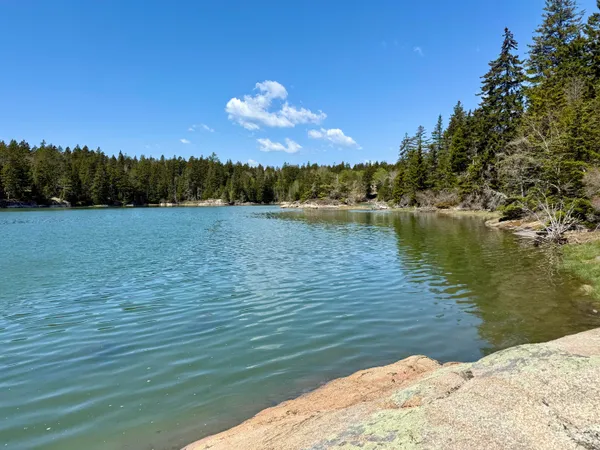 $595,000 | 7 Young Road, Vinalhaven, ME 04863