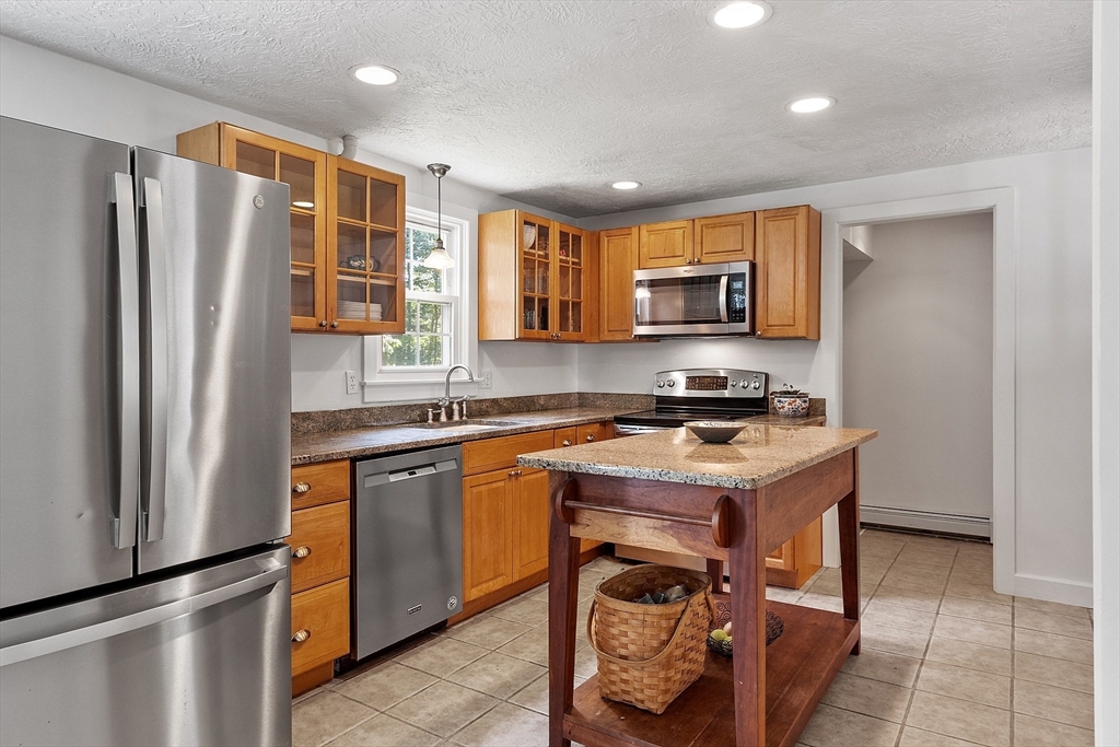 161 Beaman Road Princeton, MA 01541 - Photo 11 of 37 Gallery Image 11