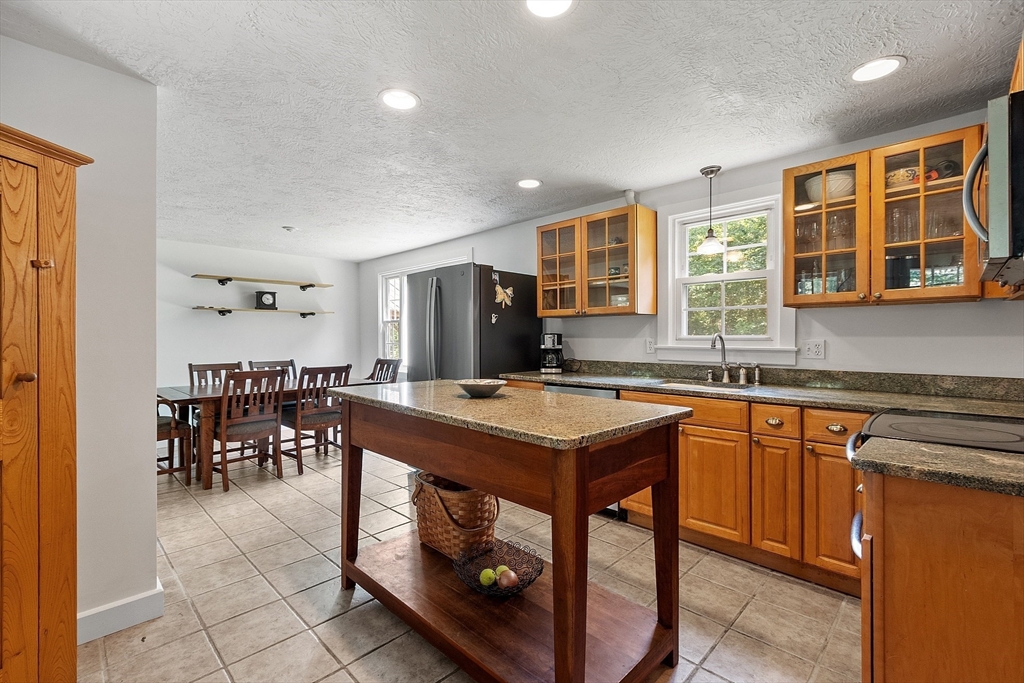 161 Beaman Road Princeton, MA 01541 - Photo 14 of 37 Gallery Image 14