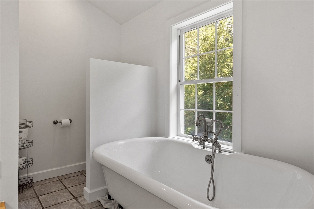 161 Beaman Road Princeton, MA 01541 - Photo 24 of 37 Gallery Image 24