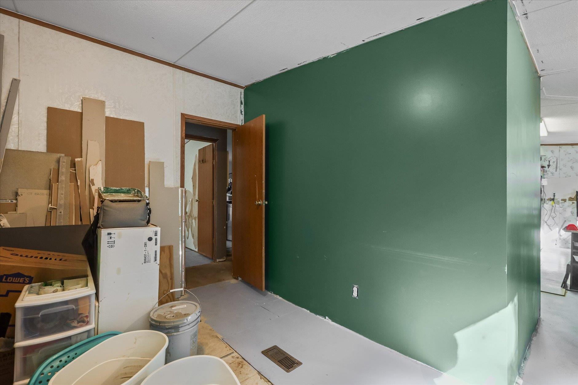 728 Sir Richard Road Tallahassee, FL 32310 - Photo 4 of 47