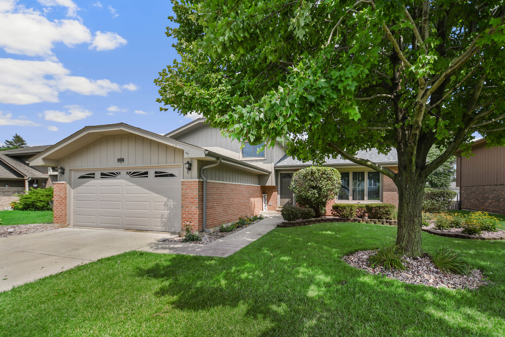 613 Gavin Avenue Romeoville, IL 60446 - Photo 1 of 31 Gallery Image 1