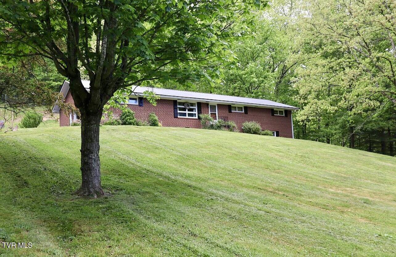 3219 Dungannon Road Coeburn, VA 24230 - Photo 2 of 65 Front 2