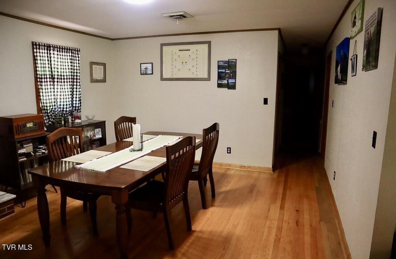 3219 Dungannon Road Coeburn, VA 24230 - Photo 22 of 65 Dine 2