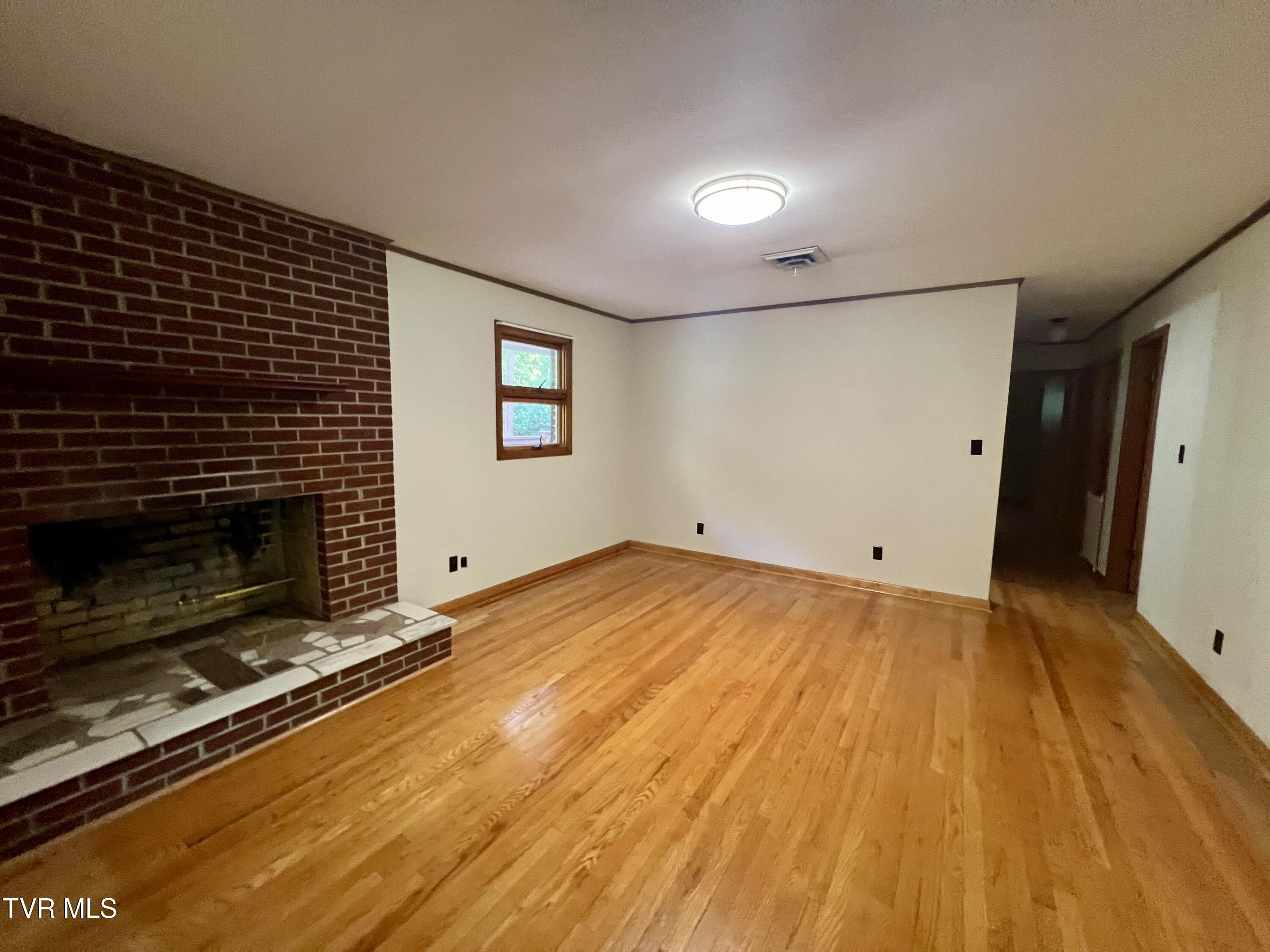 3219 Dungannon Road Coeburn, VA 24230 - Photo 25 of 65 IMG_9347