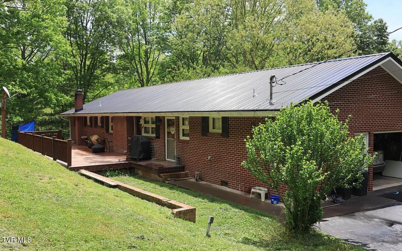 3219 Dungannon Road Coeburn, VA 24230 - Photo 5 of 65 Back