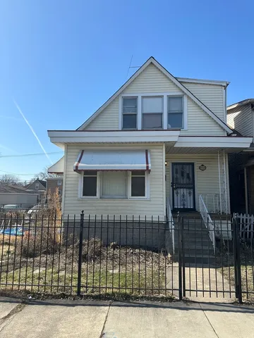$155,000 | 9220 South King Drive, Chicago, IL 60619