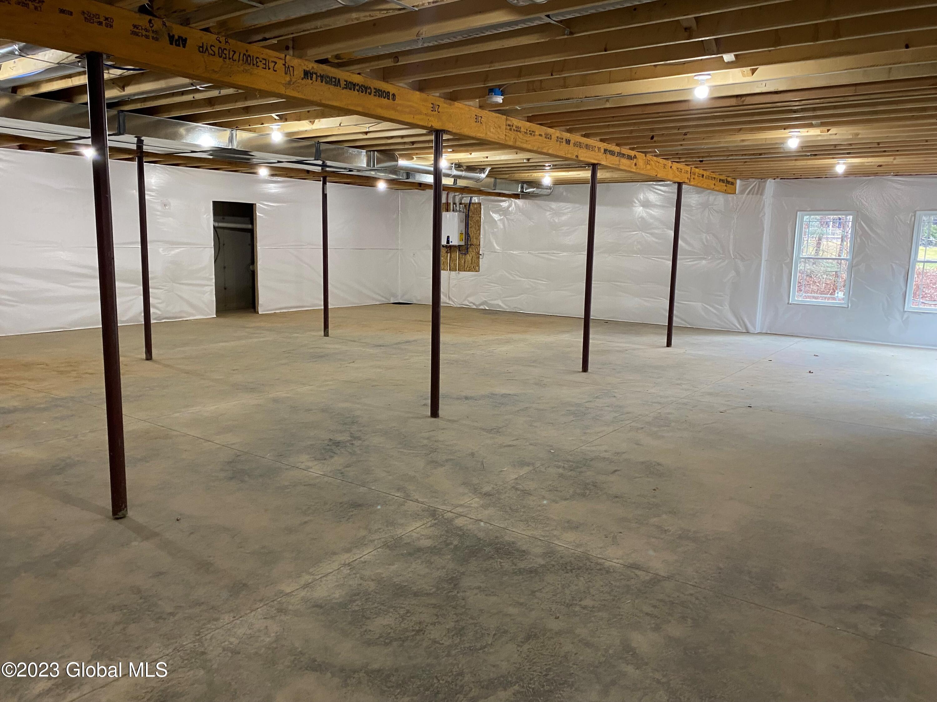 11 Kasper Drive Halfmoon, NY 12065 - Photo 13 of 16 11 Kasper Dr 12