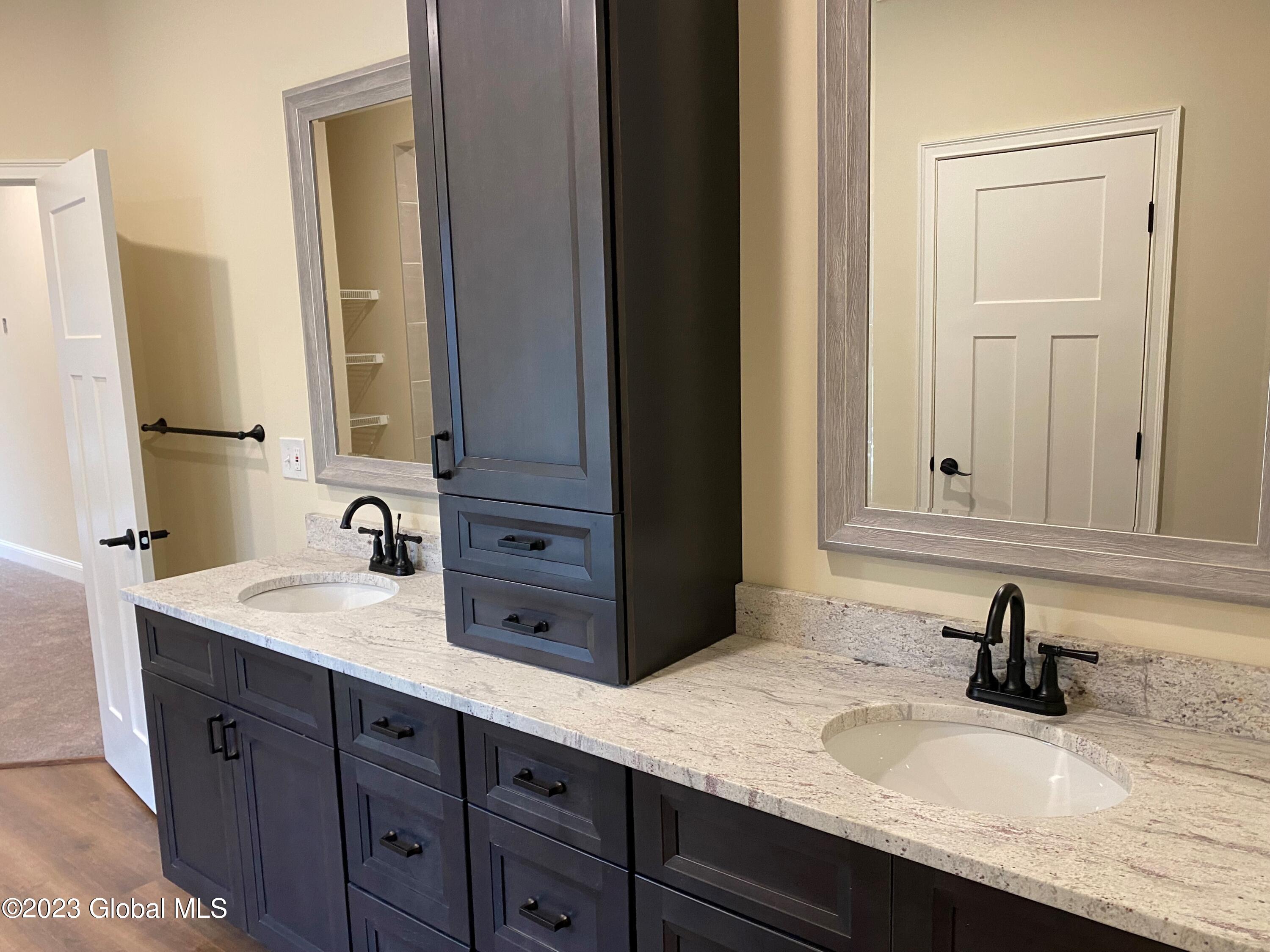 11 Kasper Drive Halfmoon, NY 12065 - Photo 10 of 16 11 Kasper Dr 9