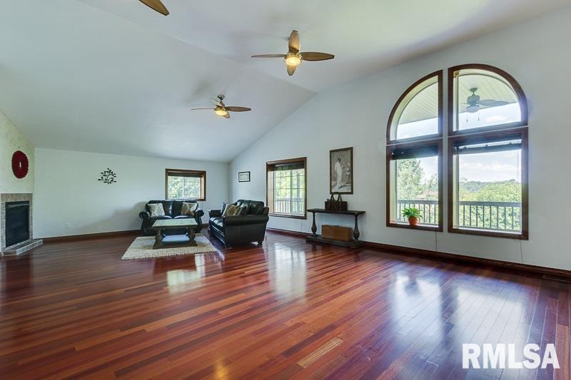 1505 State Avenue Hampton, IL 61256 - Photo 7 of 24 Gallery Image 7