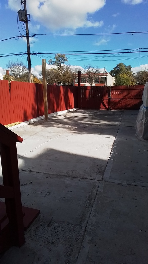 6827 South Green Street Chicago, IL 60621 - Photo 5 of 24 a view of water heater