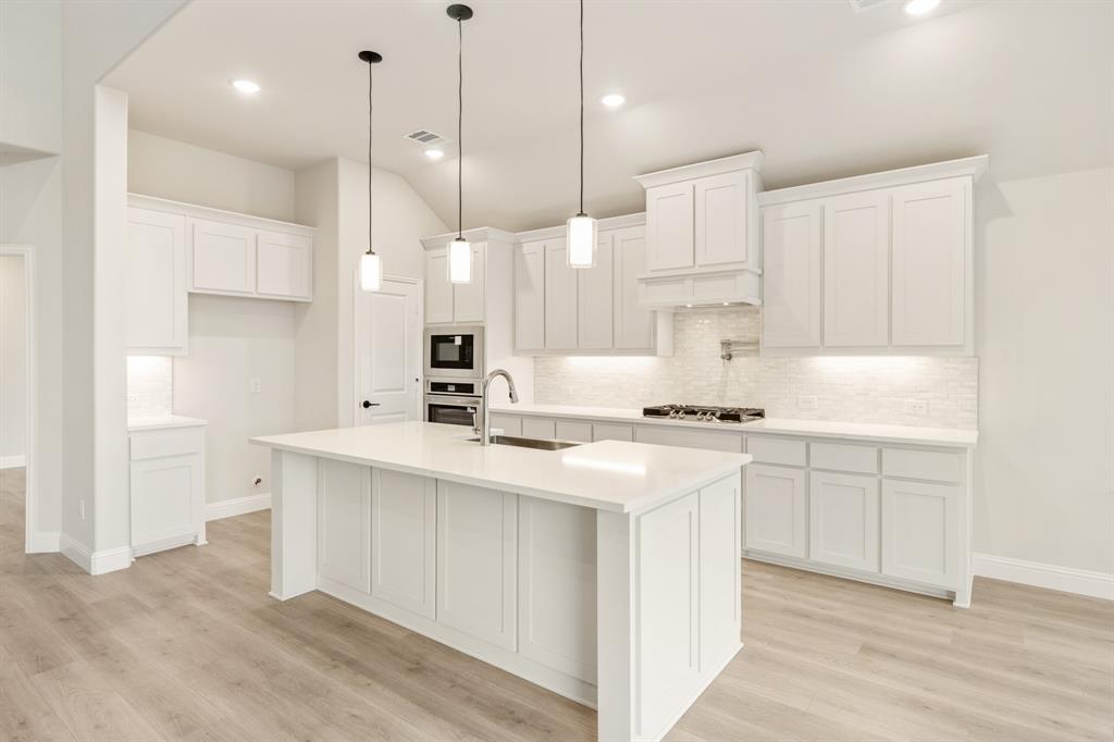 2817 Spg Vly Way Anna, TX 75409 - Photo 13 of 40