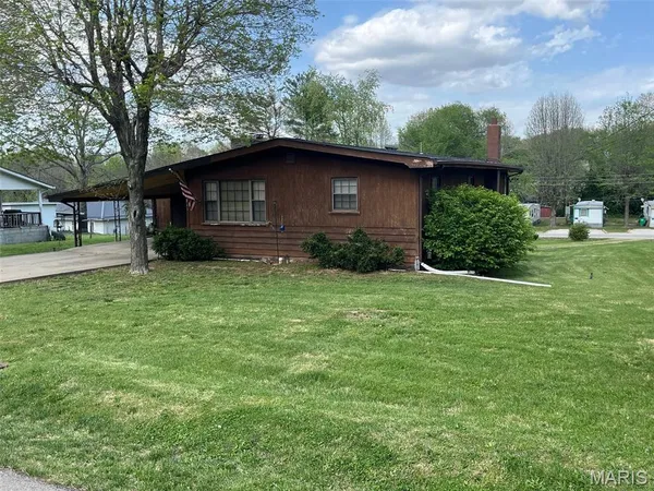 $225,000 | 711 Nicholson Drive, Potosi, MO 63664