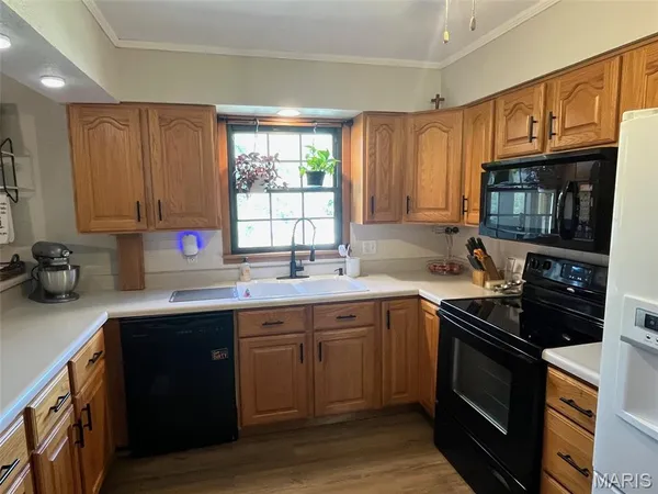 $225,000 | 711 Nicholson Drive, Potosi, MO 63664