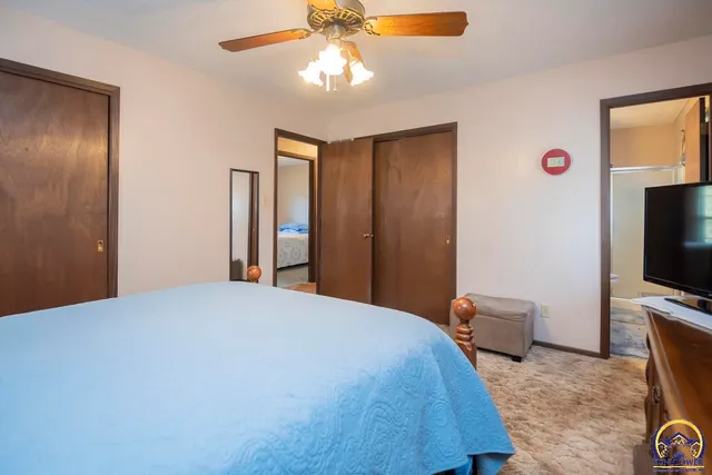 $235,000 | 3330 Southeast Placid Court, Topeka, KS 66605