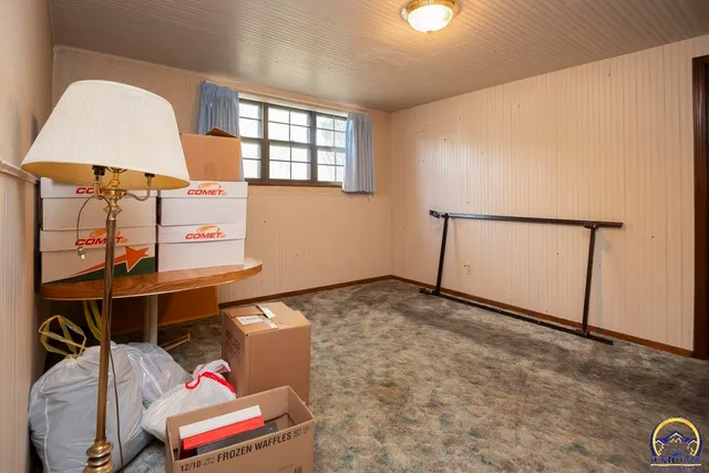 $235,000 | 3330 Southeast Placid Court, Topeka, KS 66605