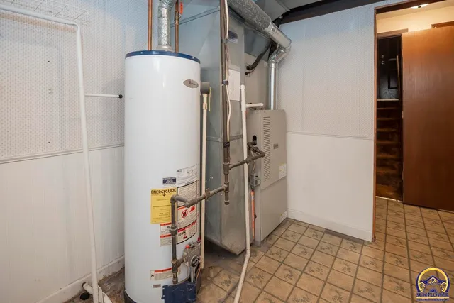 $235,000 | 3330 Southeast Placid Court, Topeka, KS 66605