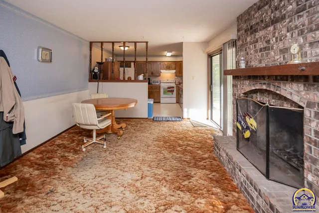 $235,000 | 3330 Southeast Placid Court, Topeka, KS 66605