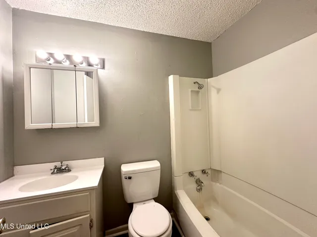 $109,000 | 109 11th Street, McComb, MS 39648