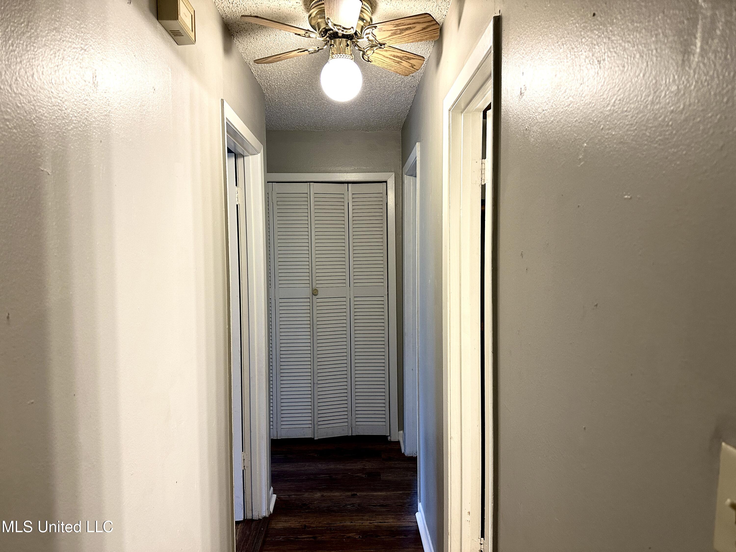 109 11th Street McComb, MS 39648 - Photo 13 of 17 IMG_9115