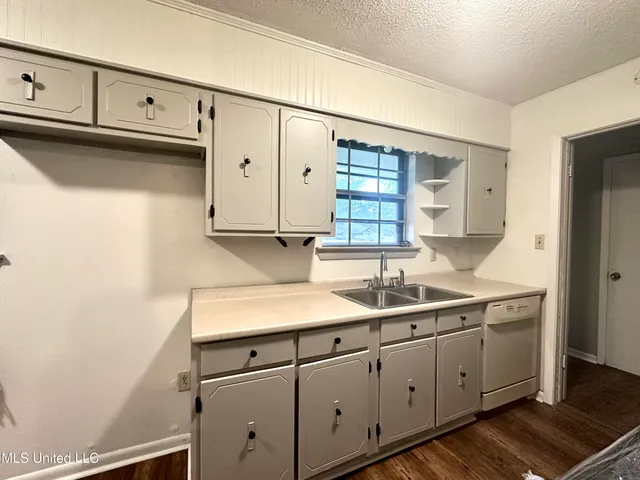 $109,000 | 109 11th Street, McComb, MS 39648