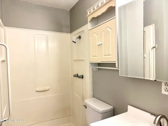 $109,000 | 109 11th Street, McComb, MS 39648