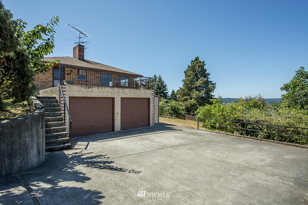 439 Renton Avenue South Renton, WA 98057 - Photo 24 of 31