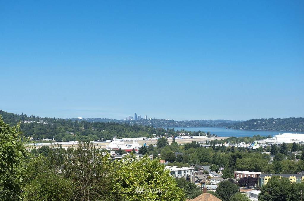 439 Renton Avenue South Renton, WA 98057 - Photo 28 of 31