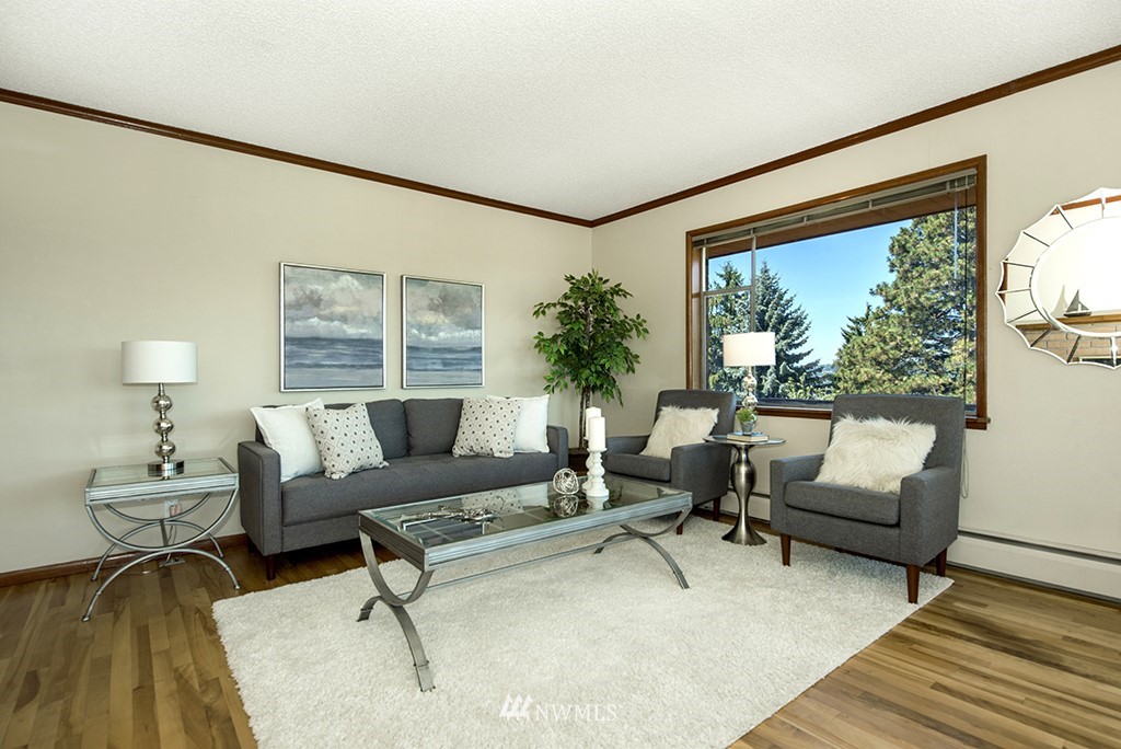 439 Renton Avenue South Renton, WA 98057 - Photo 7 of 31