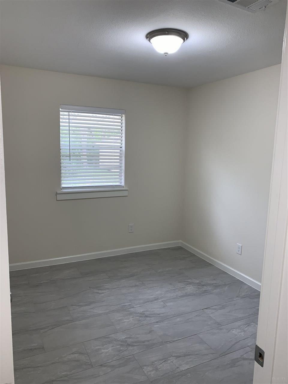 908 Decatur Avenue Pensacola, FL 32507 - Photo 12 of 22 Gallery Image 12