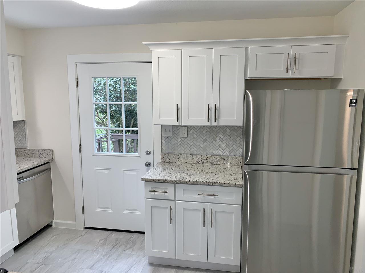 908 Decatur Avenue Pensacola, FL 32507 - Photo 3 of 22 Gallery Image 3