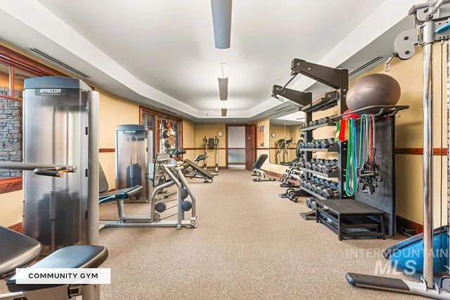 $685,000 | 3005 W Crescent, Unit 302, Boise, ID 83706