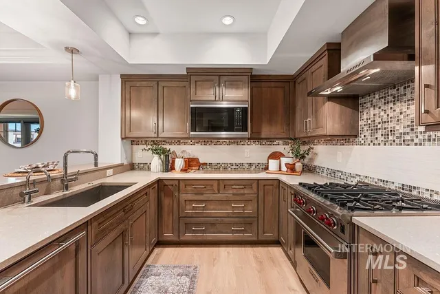 $685,000 | 3005 W Crescent, Unit 302, Boise, ID 83706