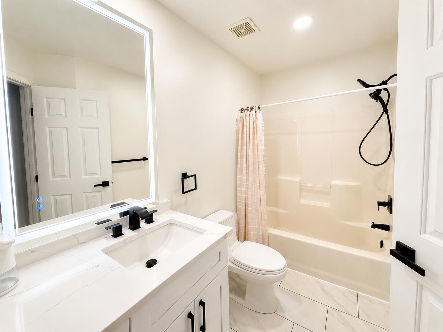 3945 West Cardinal Street Springfield, MO 65810 - Photo 27 of 31 06D5749E-9C8E-4EF7-916E-6941BD9F8222