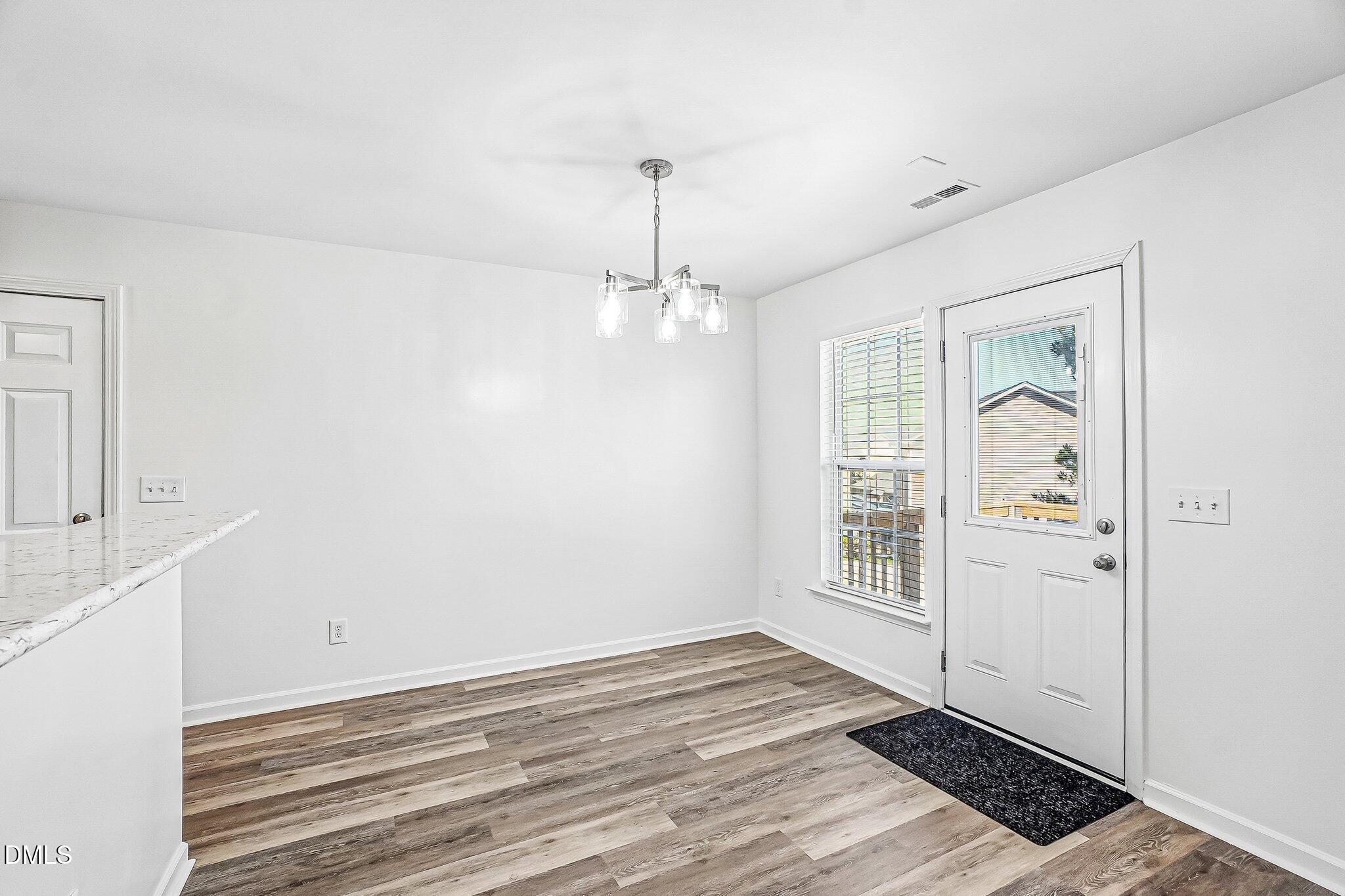 1404 Springshire Court Raleigh, NC 27610 - Photo 6 of 28 9-web-or-mls-Springshire Ct-S1505-009