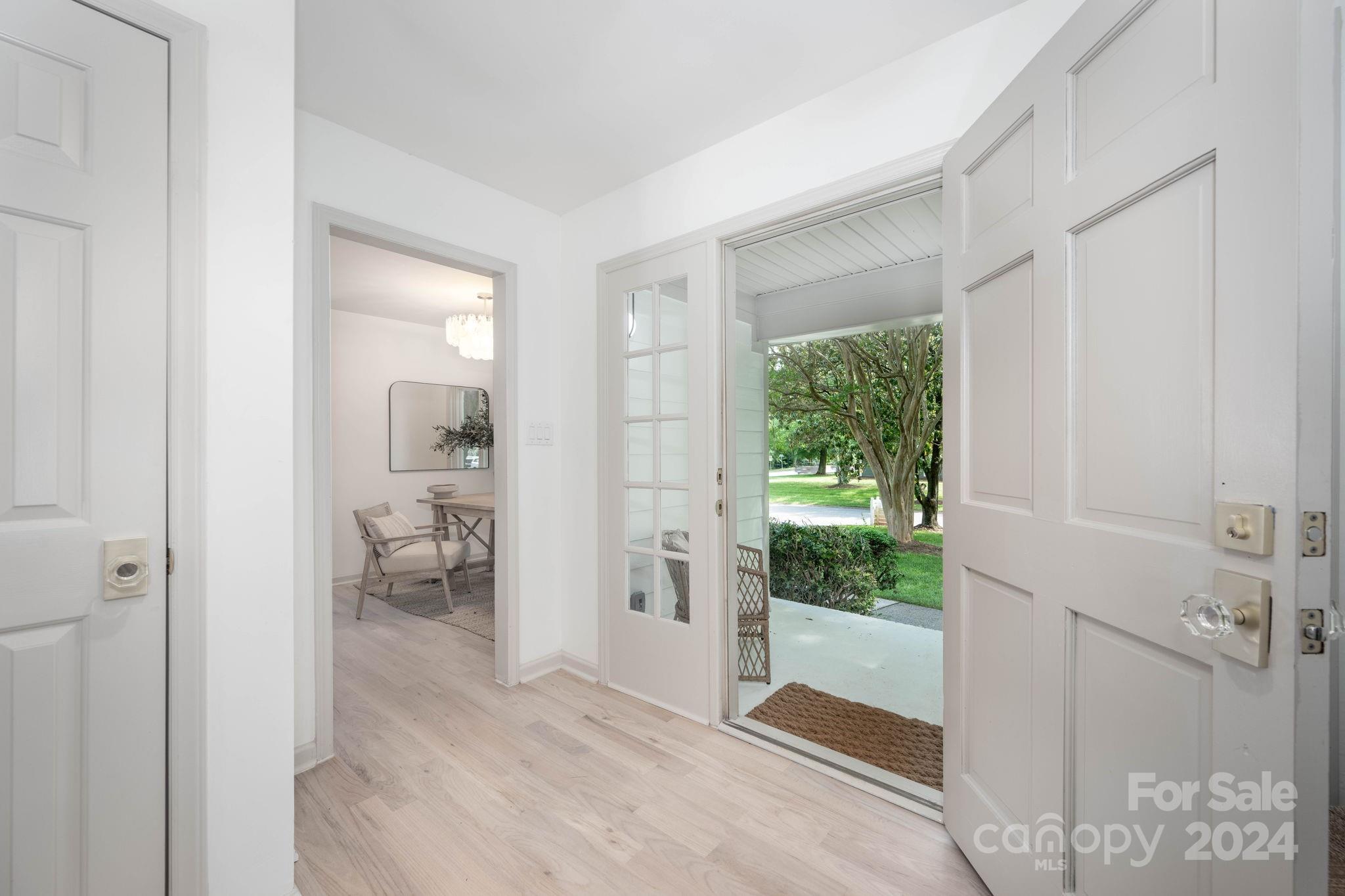 5927 Portburn Road Charlotte, NC 28211 - Photo 2 of 26 Gallery Image 2