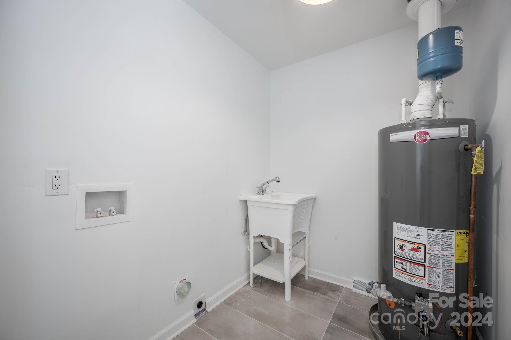 5927 Portburn Road Charlotte, NC 28211 - Photo 23 of 26 Gallery Image 23