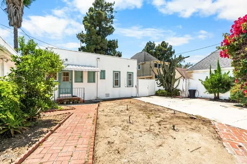 $995,000 | 861 Monterey Road, Glendale, CA 91206