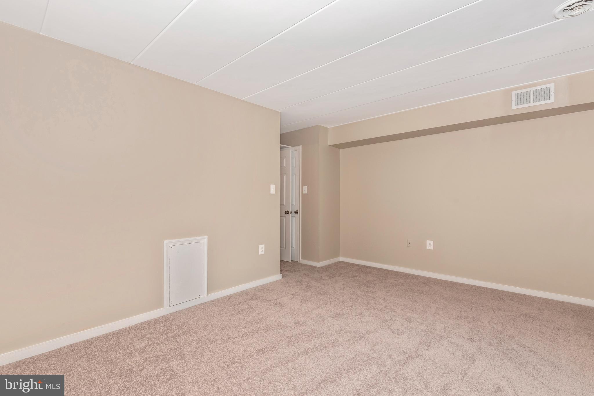 3232 Hewitt Avenue, Unit 12 Silver Spring, MD 20906 - Photo 22 of 38 Bedroom 1
