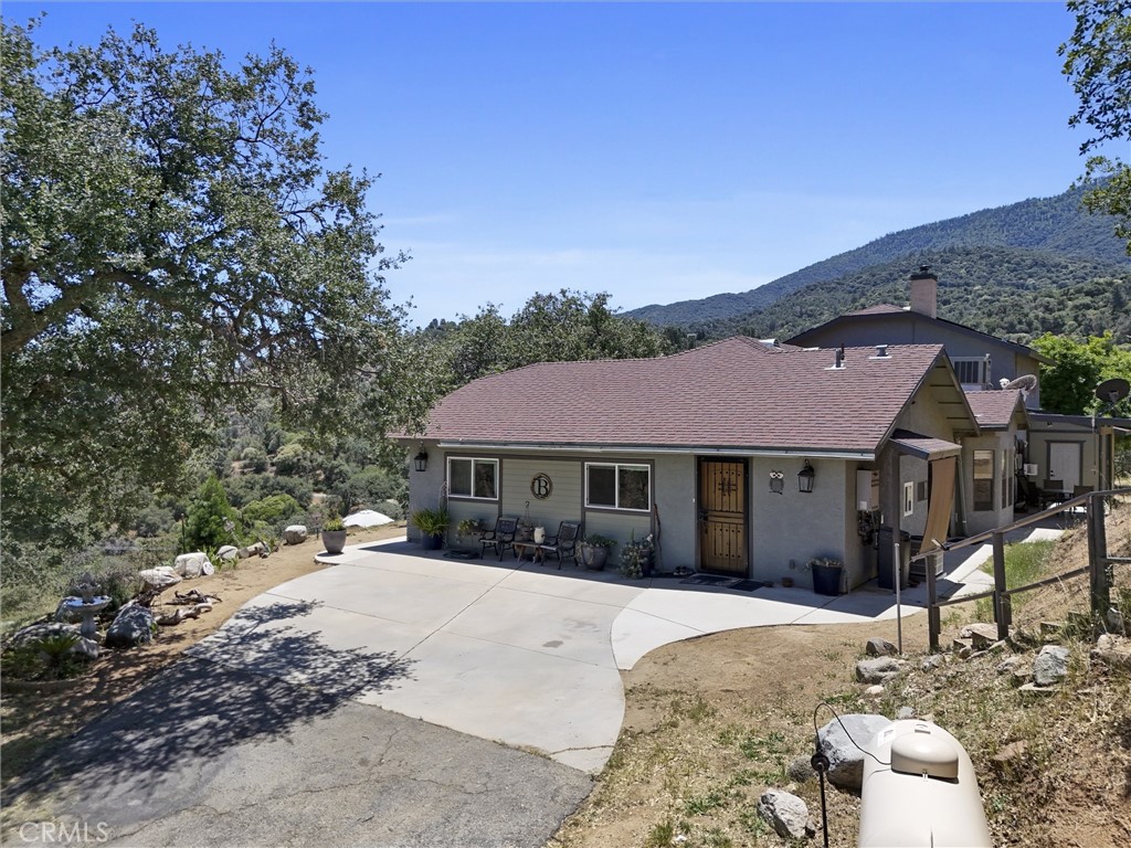 26920 Clear Creek Road Keene, CA 93531 - Photo 9 of 73