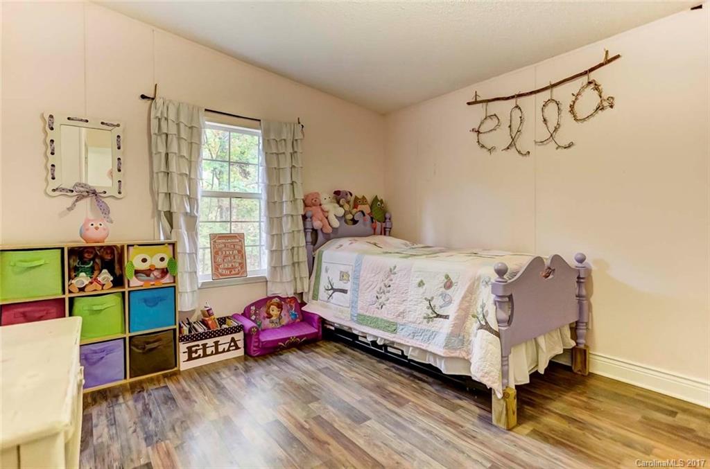 2111 Hart Road Charlotte, NC 28214 - Photo 15 of 23 Gallery Image 15