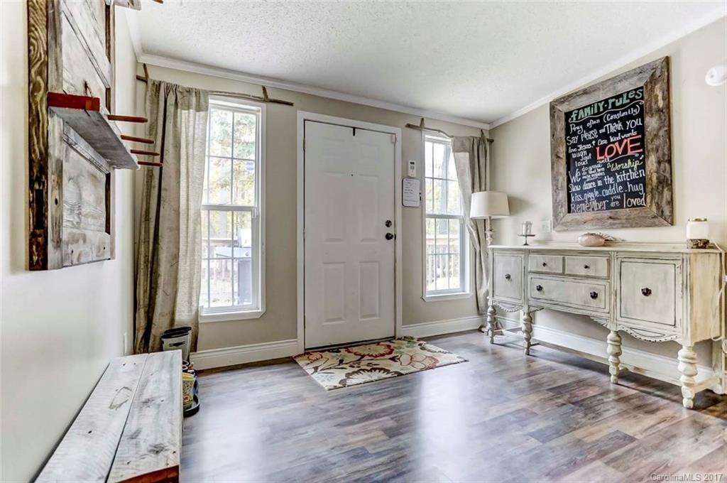 2111 Hart Road Charlotte, NC 28214 - Photo 4 of 23 Gallery Image 4