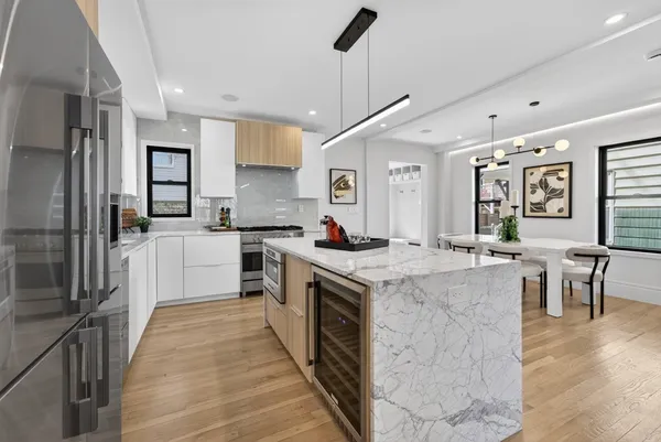 $2,549,900 | 29 Line Street, Cambridge, MA 02138
