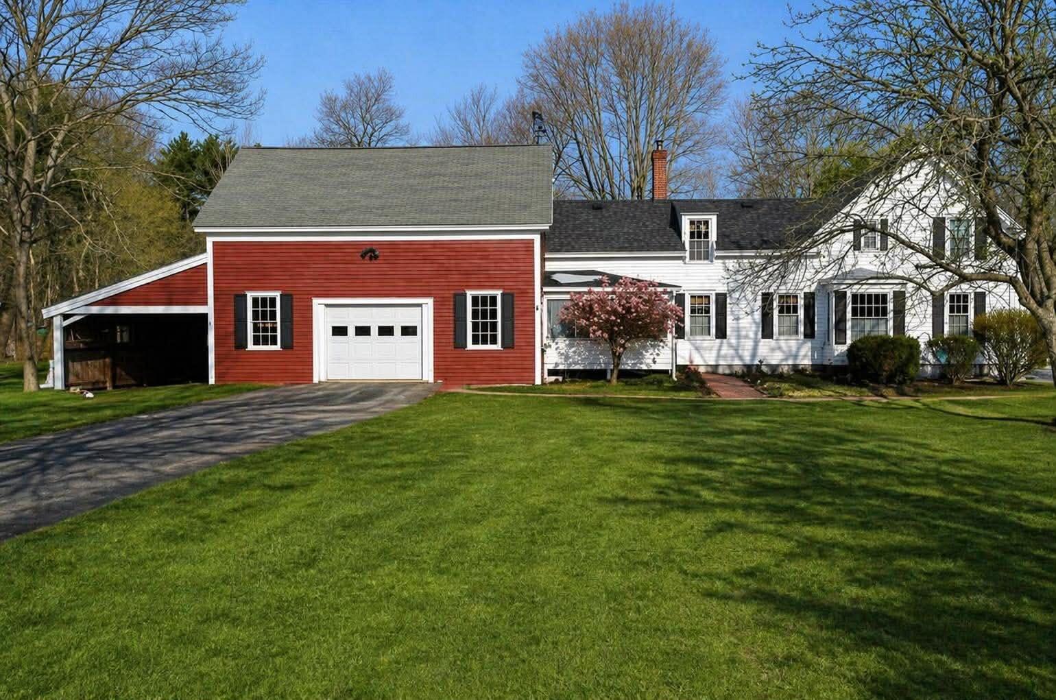 79 Ferry Road Saco, ME 04072 - Photo 1 of 1 House with Grass