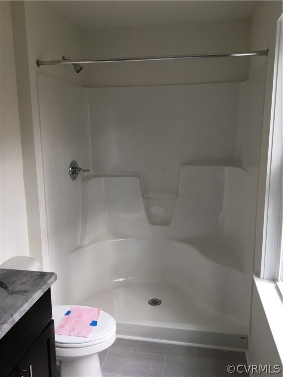 3936 Wood Dale Road Chester, VA 23831 - Photo 25 of 34 a bathroom with a shower