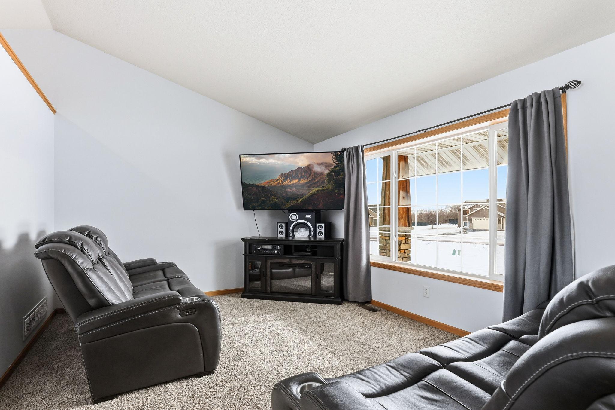 15732 100th Street Southeast Becker, MN 55308 - Photo 4 of 29