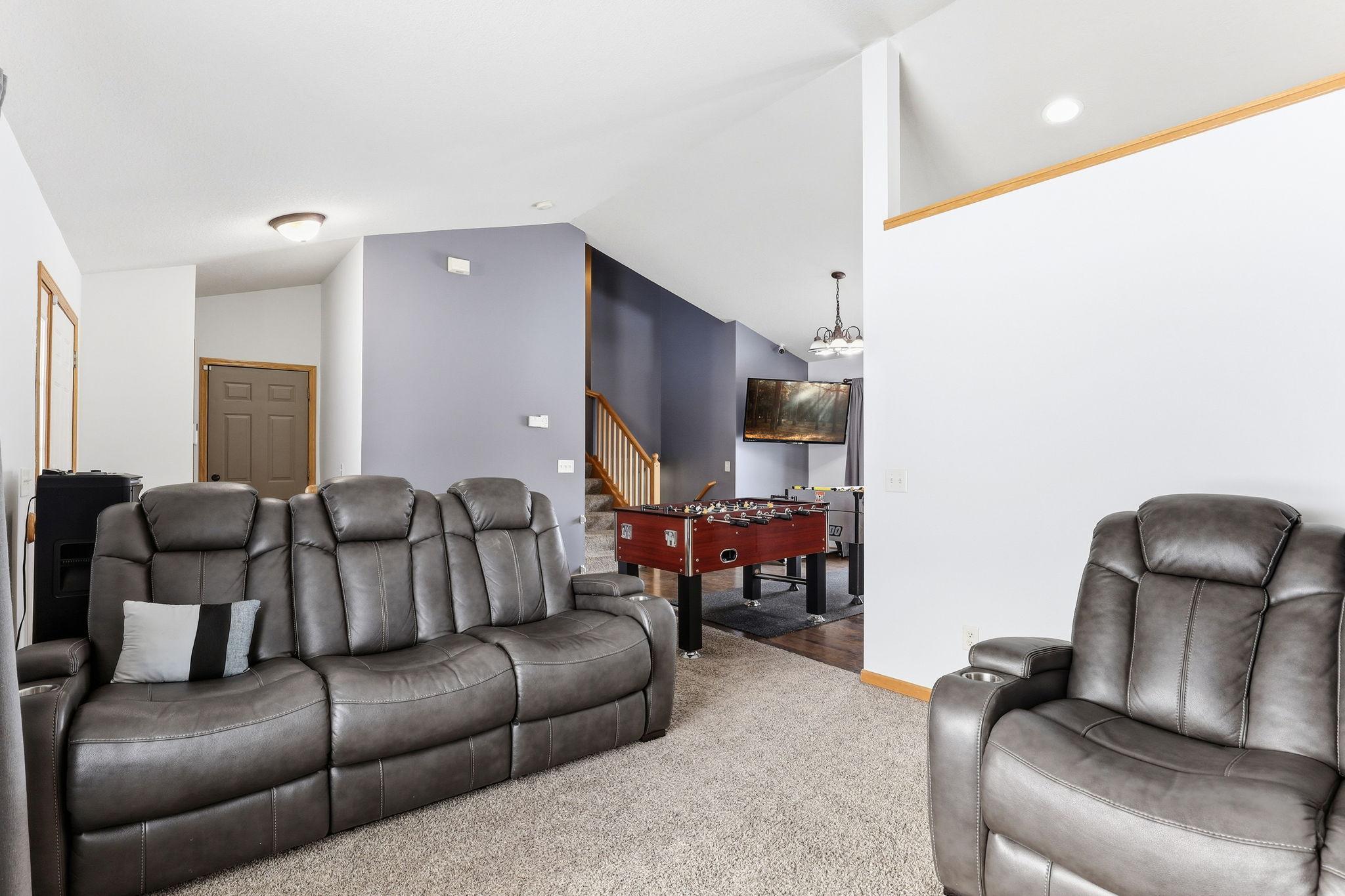 15732 100th Street Southeast Becker, MN 55308 - Photo 5 of 29